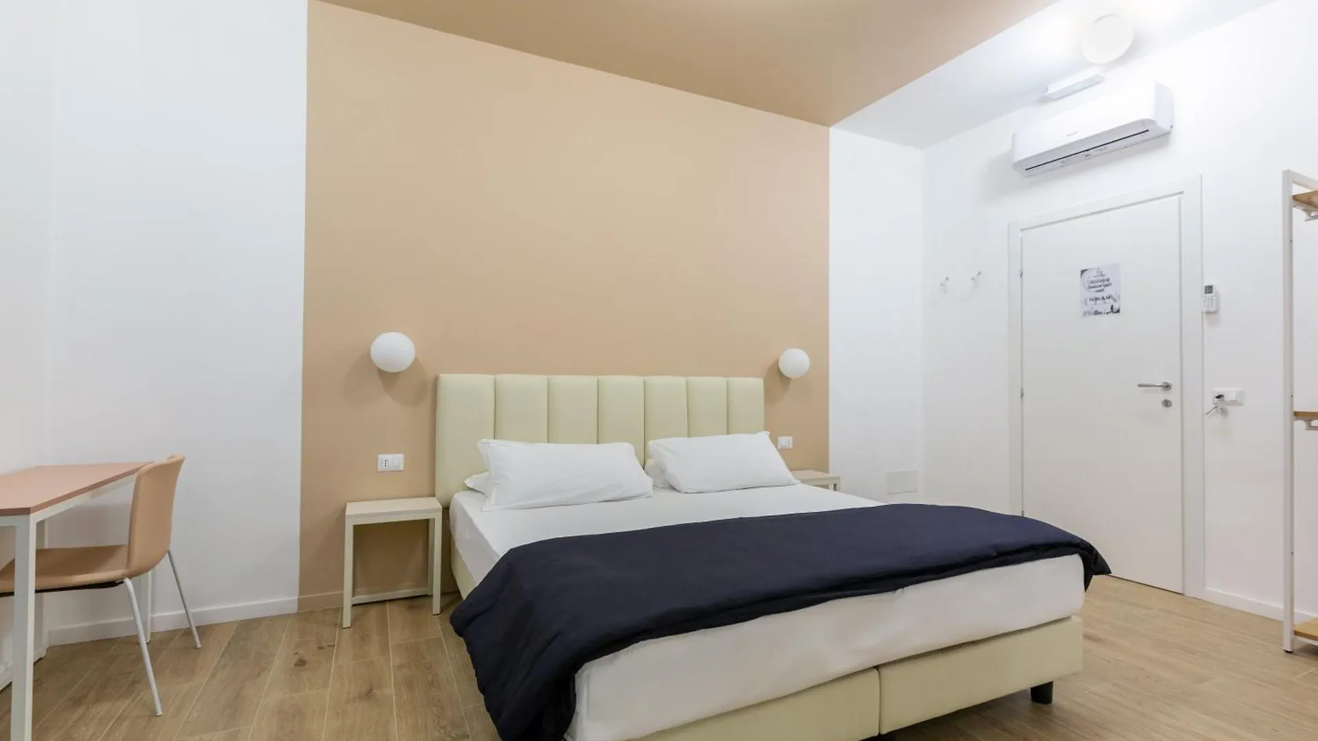 Penzion Hotel Re Di Roma