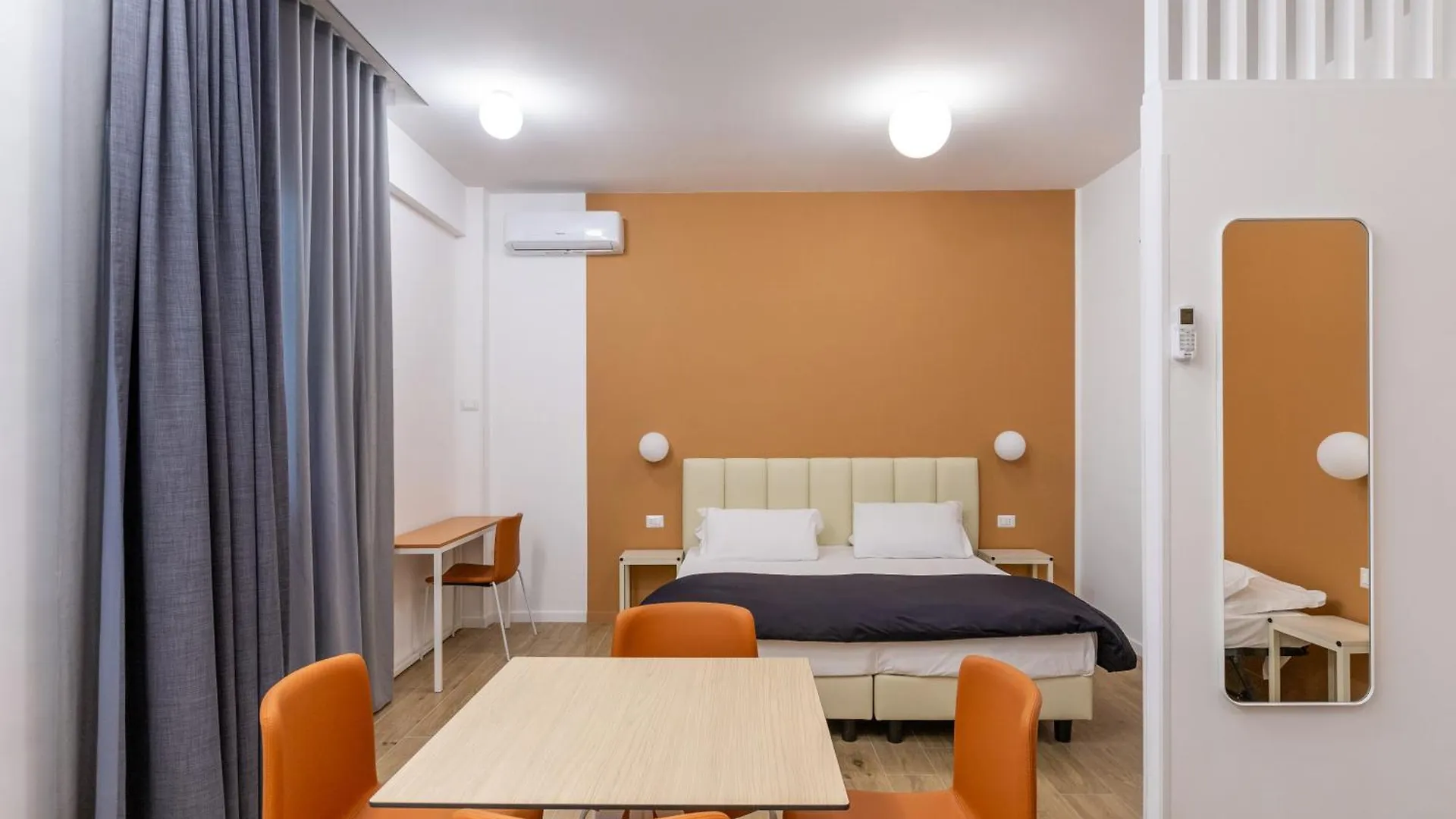 Hotel Re Di Roma 0*, Řím
