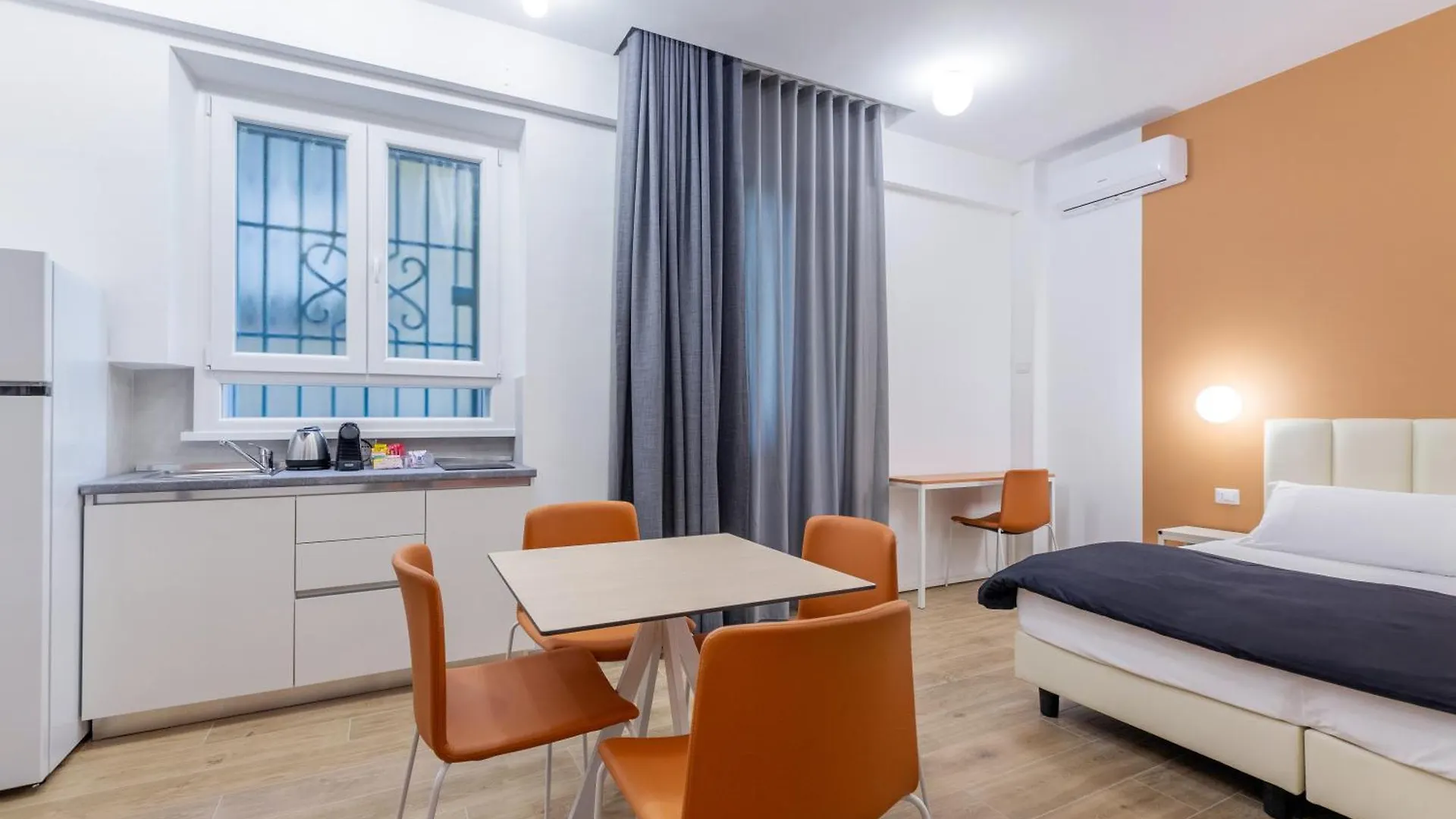 Penzion Hotel Re Di Roma